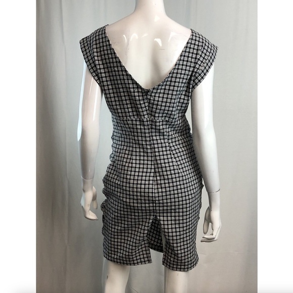 CODE X MODE Sleeveless Ruched Button Front Mini Dress in Gingham Plaid S… - Picture 2 of 9